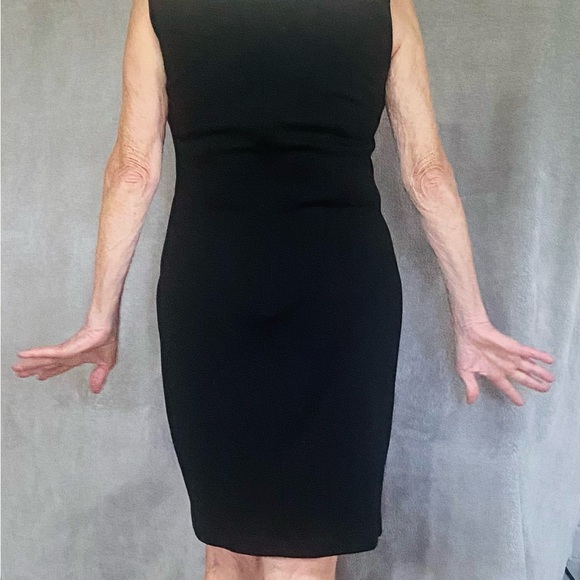 Calvin Klein Dress in Black, Red, and White Size 10 - Picture 3 of 5